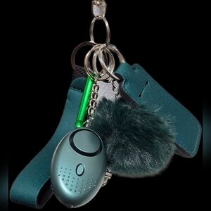 SAFETY KEYCHAIN SET New without Tags